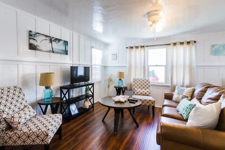 Bougainvillea Bungalow Newport Beach 110