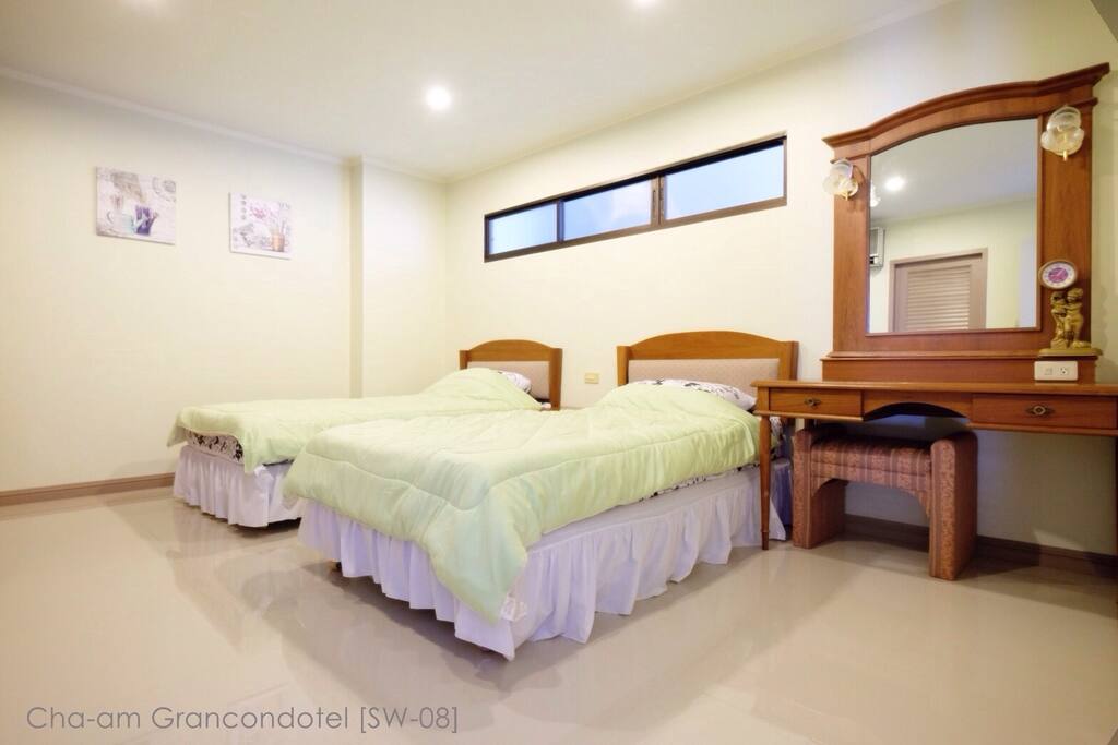 Bedroom2