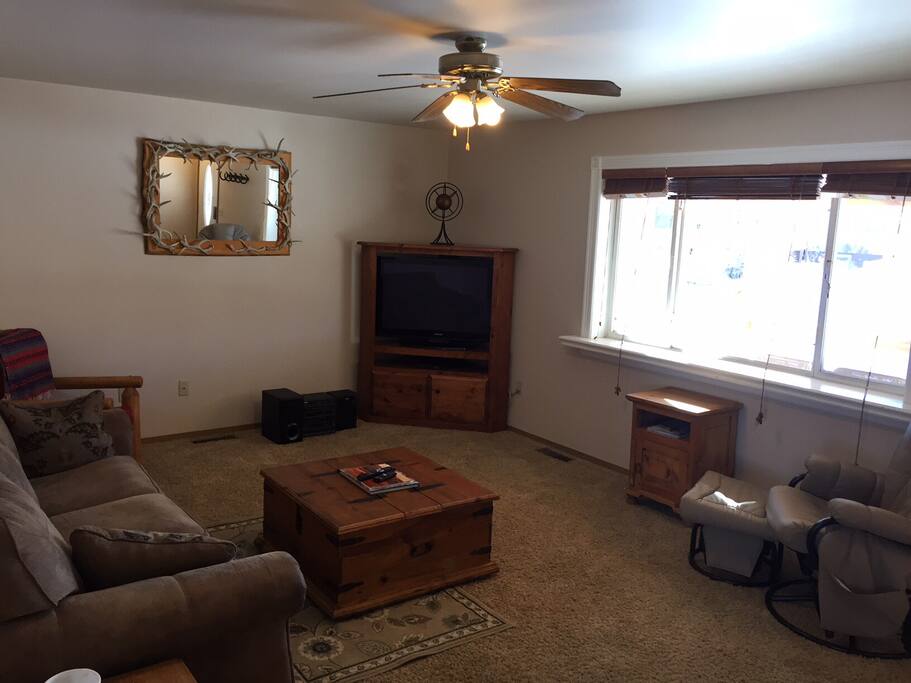 Spacious living room, 43” TV/DVD player, cable, great picture window for watching the deer and letting the sunlight in!