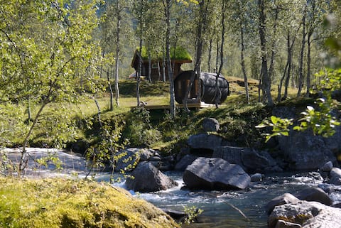 "Helge Ingstad" Cabin / Bardu Huskylodge