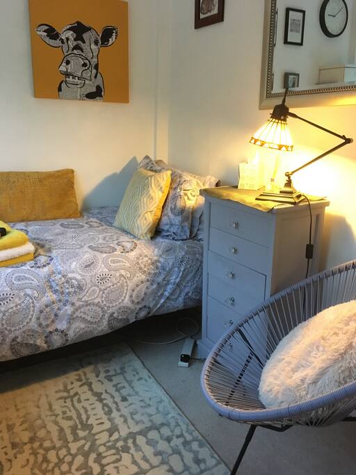 Single bed in single room