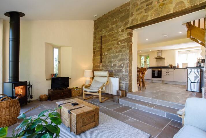 Luxurious Spacious Cottage With Awesome Views Cottages For