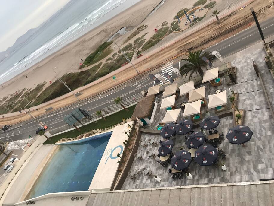 Waves pool