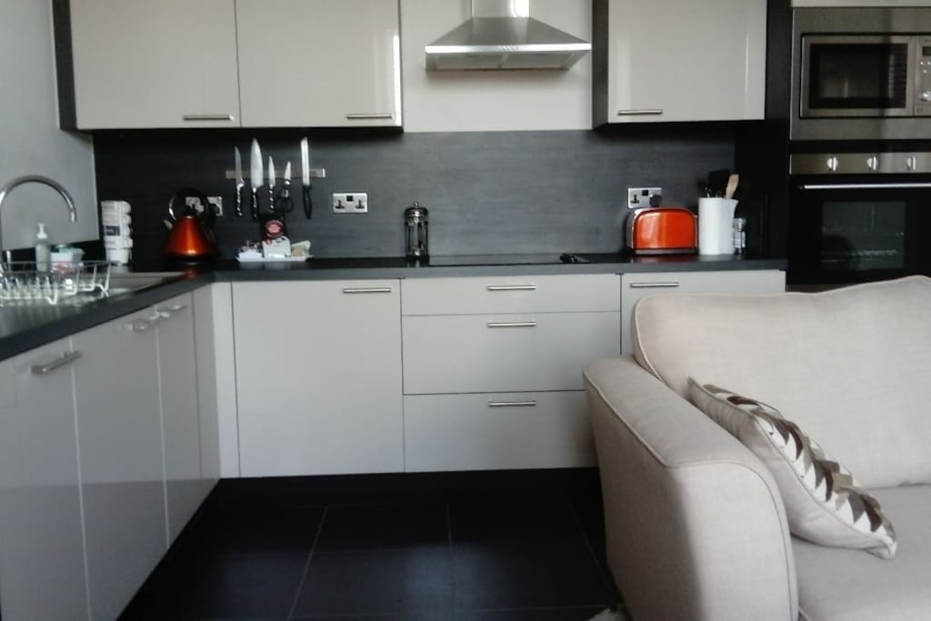 Stylish well equipped Kitchen.