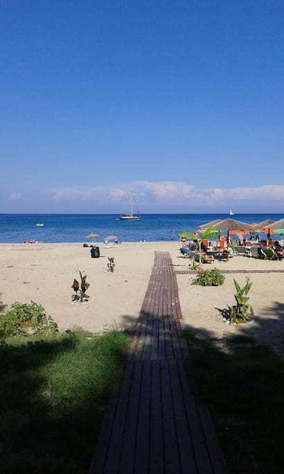 The beach in front of Mandola Studios