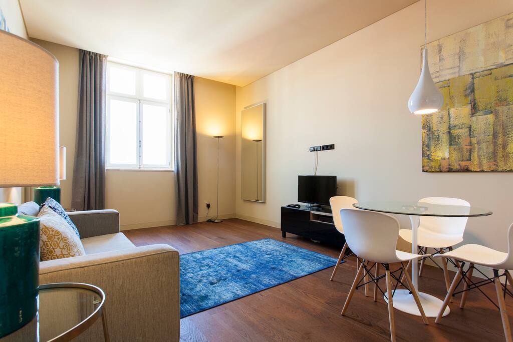 Lounge Area
