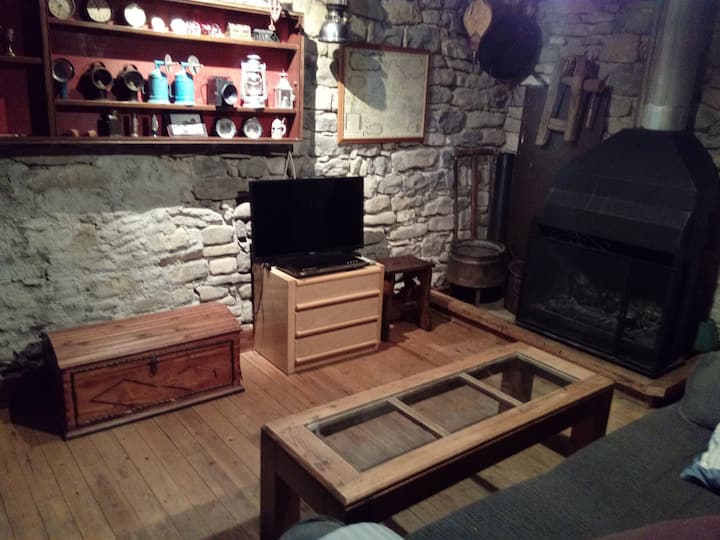 Qonaq otağı