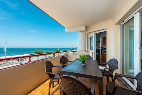 Beachfront, facing the sea