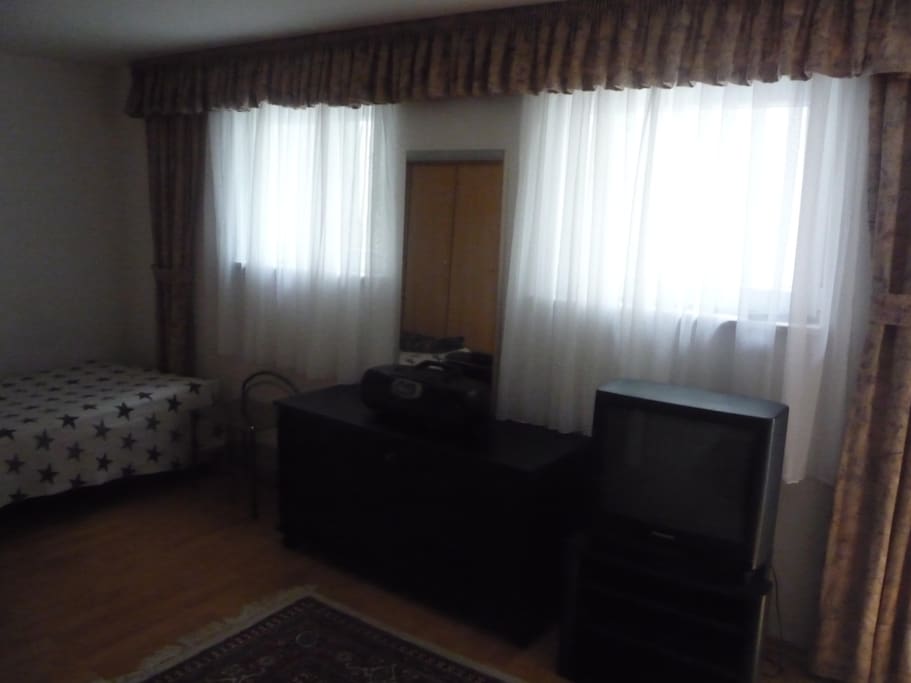 Zimmer-Ecke Fernsehen