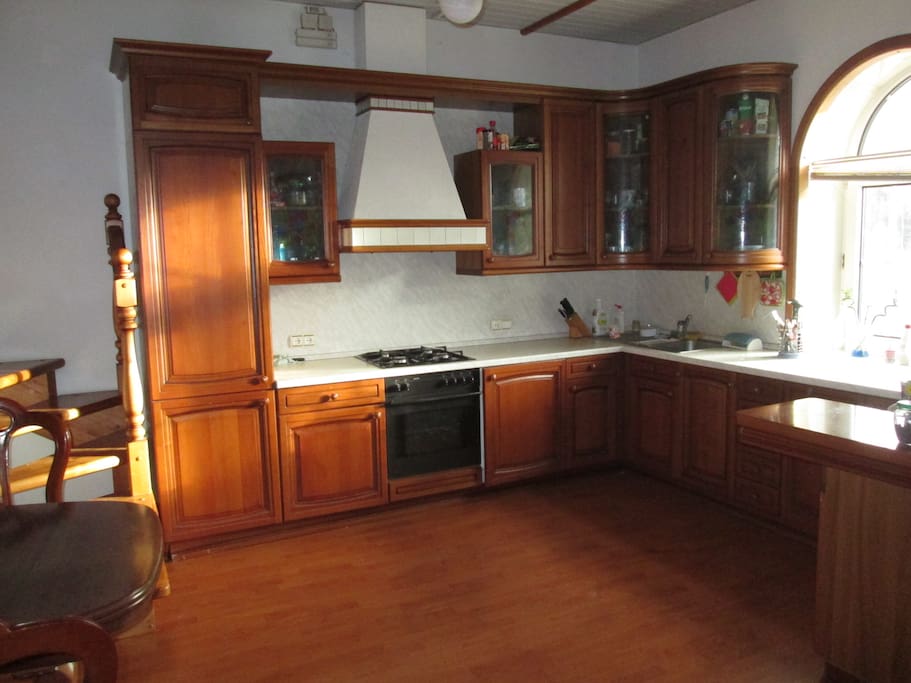 Кухня, kitchen.