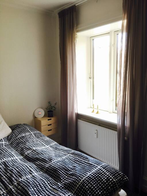 Bed room