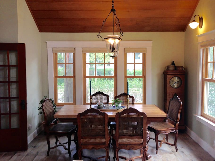 dining room