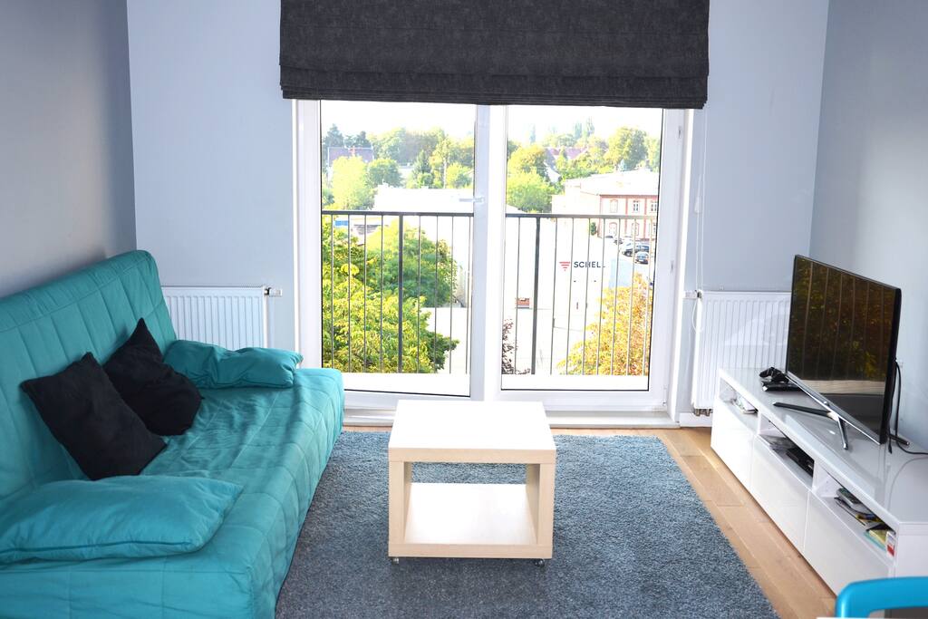 Salon, sofa, TV