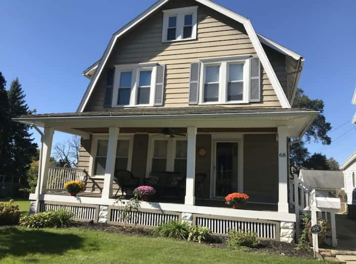 ** Charming historic home / Close to everything** Houses for Rent in Mansfield, Ohio, United