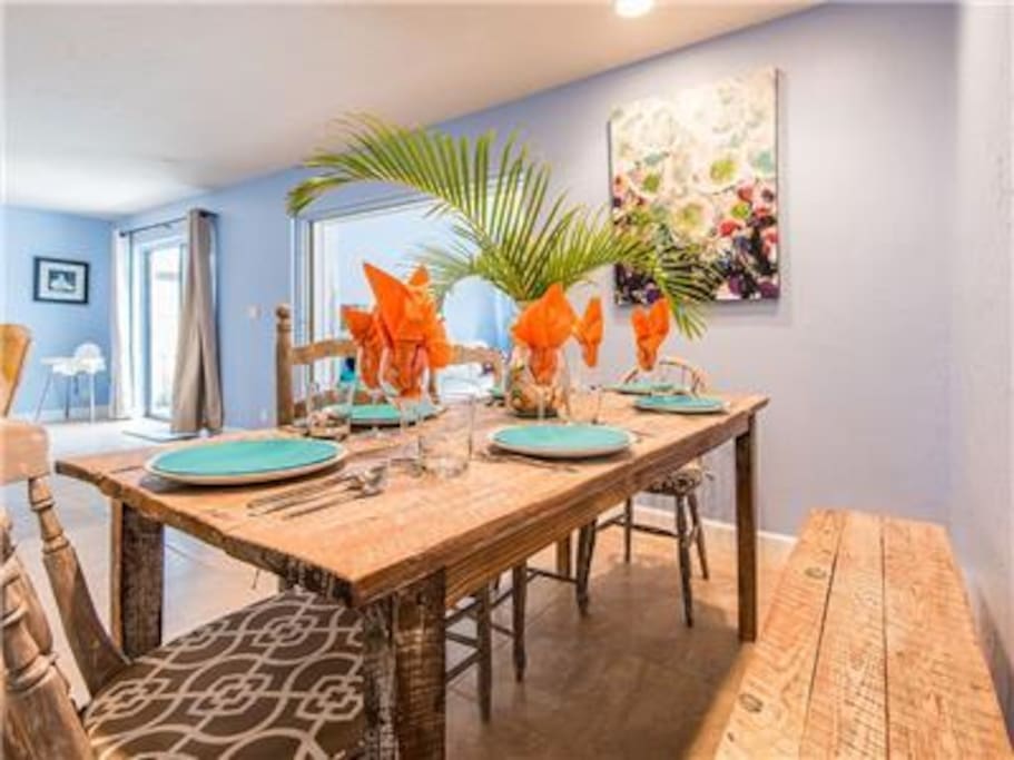 TC Beautiful table.