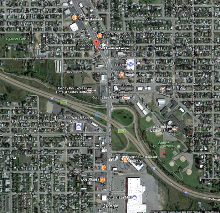 Just a few blocks north of I-90, food and shopping are all close by.