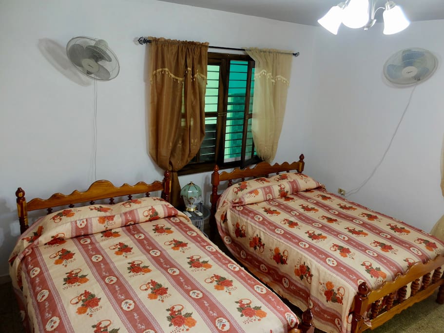 HABITACIÓN