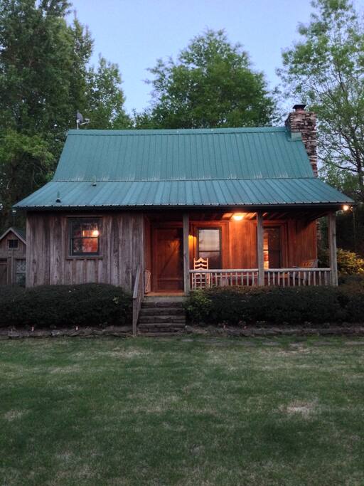 Charming Cabin on the Little Red River Cabins for Rent in Pangburn
