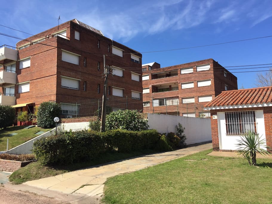 Vista del edificio / Building view