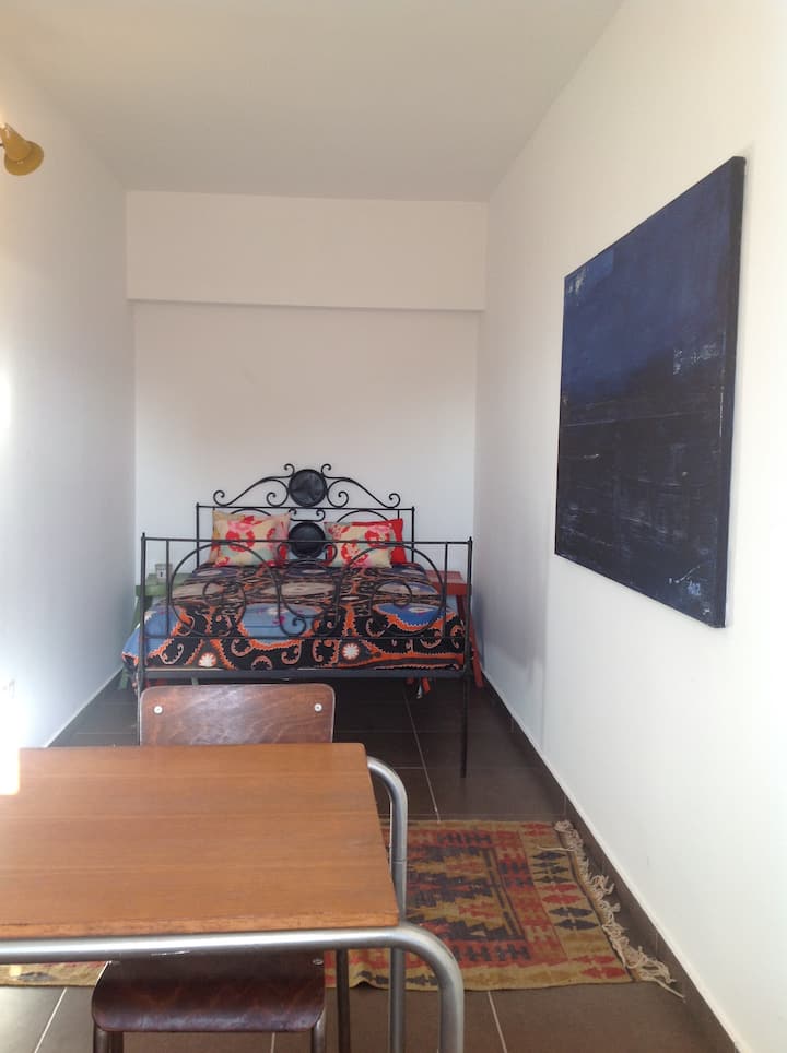 רצפת גינה בחדר השינה