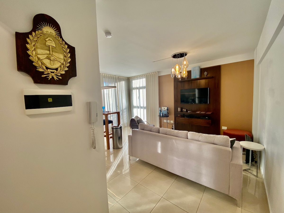 Propiedad de Airbnb exitosa: “Central Hts.” 5* Star Luxury Apt. Suite XLNT LOC. en Almagro