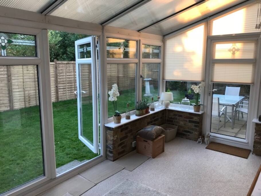 Spacious conservatory to enjoy the evening