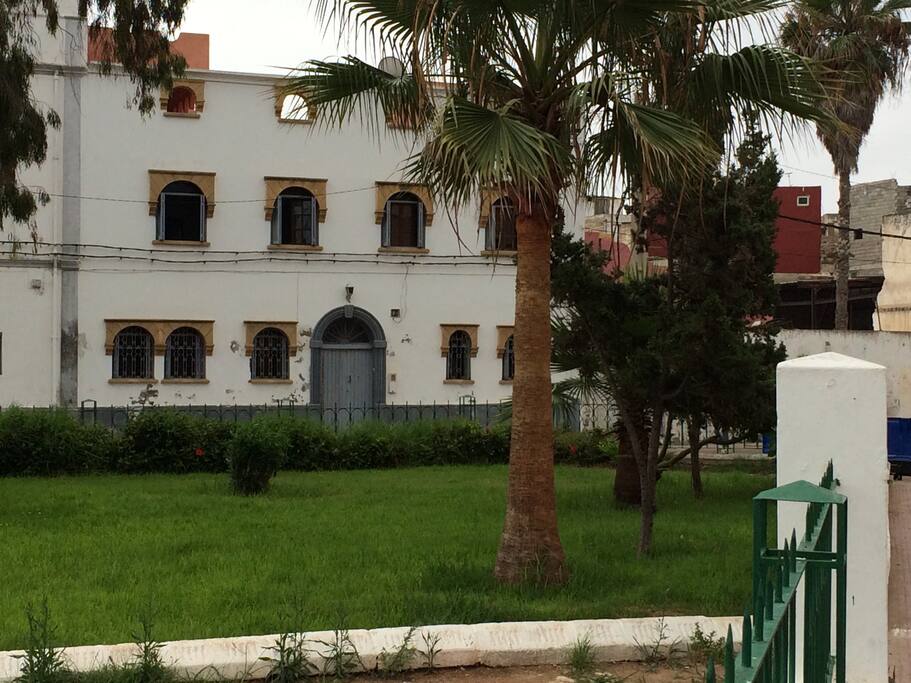 Dar Tibibt... La maison de l'oiseau.