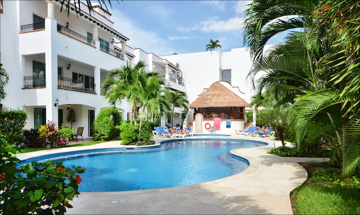 Central 2br, Private Rooftop, Parking, Pool, 309 - Playa del Carmen