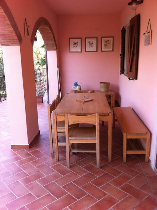 Zona pranzo esterna