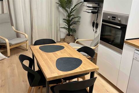 Top Airbnb: Nice t1 t2a150 m village beach of St. Cyr wifi, air conditioning in Saint Cyr Sur Mer