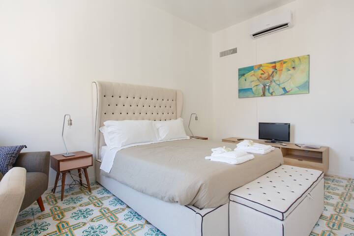 Penthouse apartment at the Spanish Steps gallery image 4