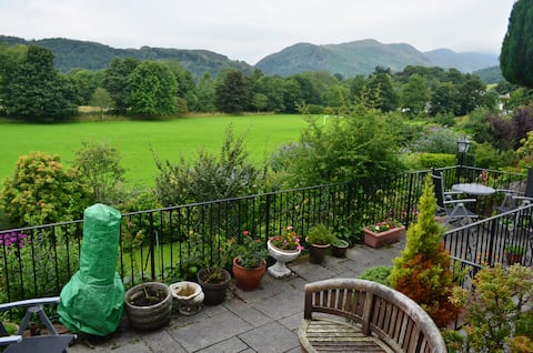 Top Airbnb: Riverside Studio Apartment Ambleside in Lakes