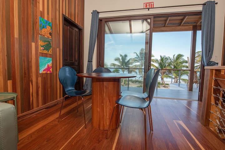 Chumba cha mchezo cha ghorofa ya pili!