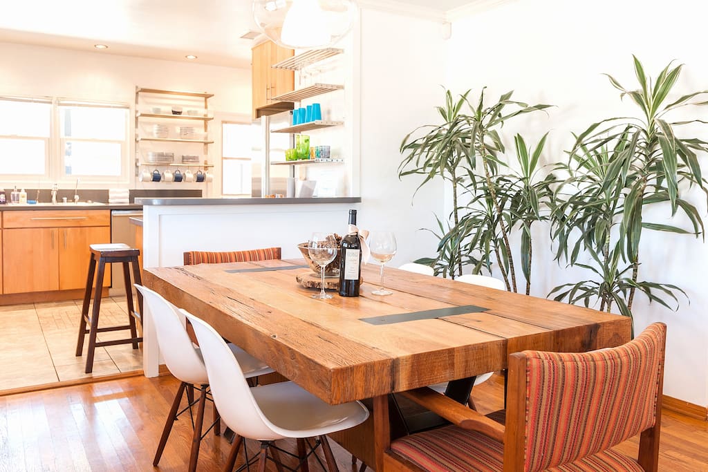 Dining Room adjacent the Kitchen and Living Room. The Dining table seats up to 6 people!