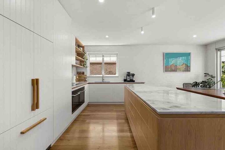 Pet friendly riverside retreat gallery image 2