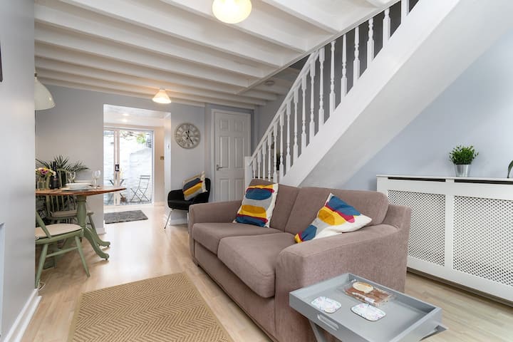 Cosy, Cute, Parking, Near Conwy Castle & Town. - Conwy