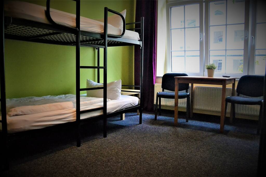 6-Bettzimmer / 6-bed-dorm