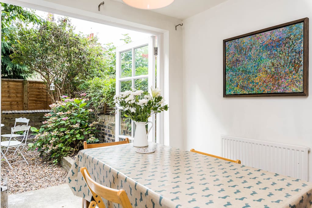 Dining area/Garden