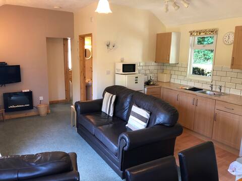 Two bedroomed holiday lodge near St Austell