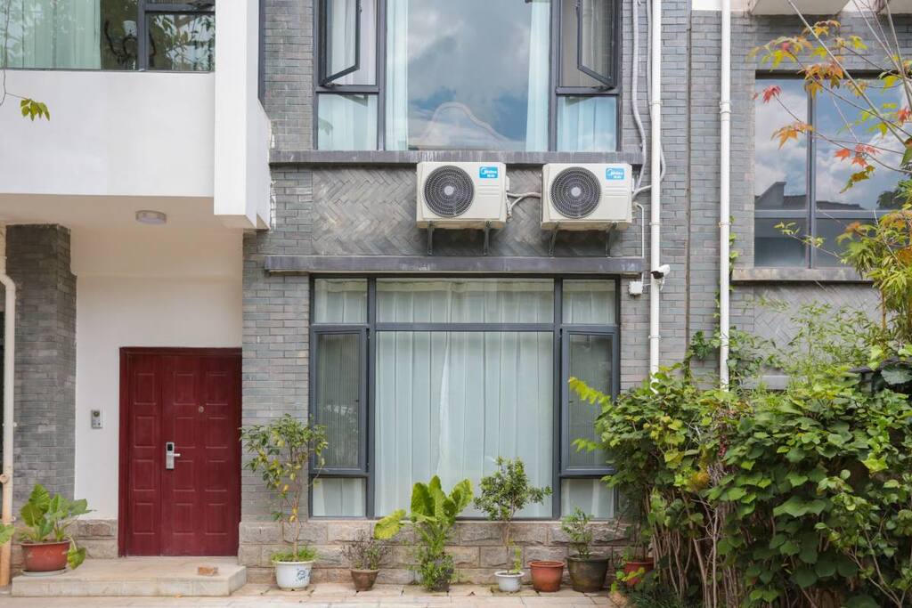 门口外观