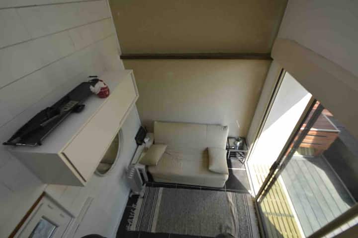 קומת ביניים 