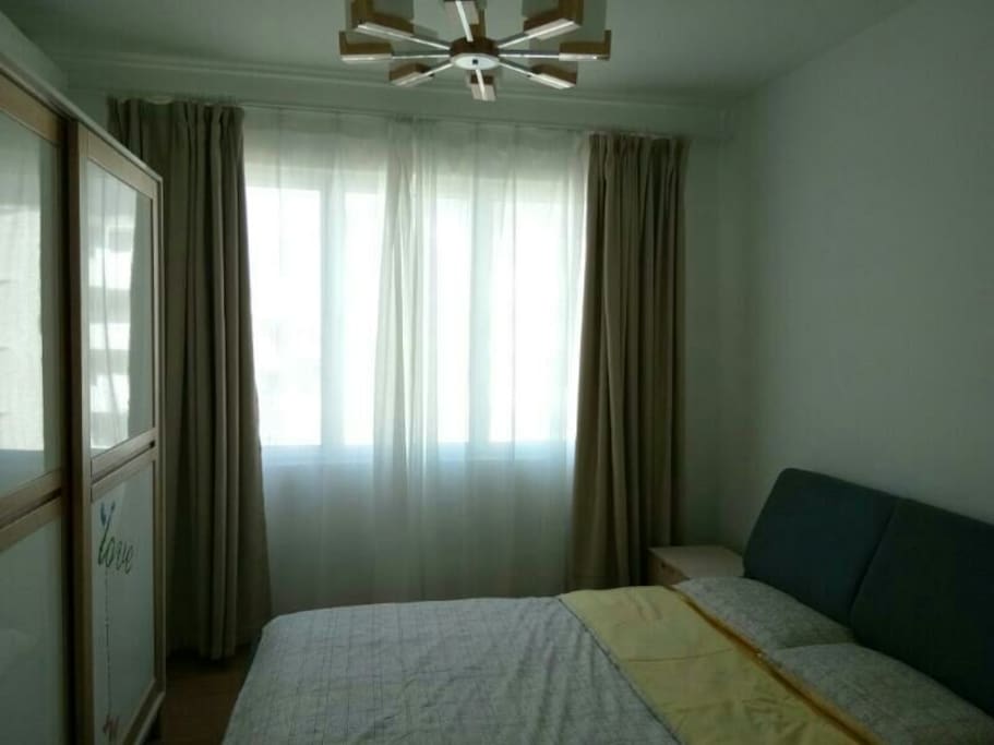 Room 3 with Queen bed