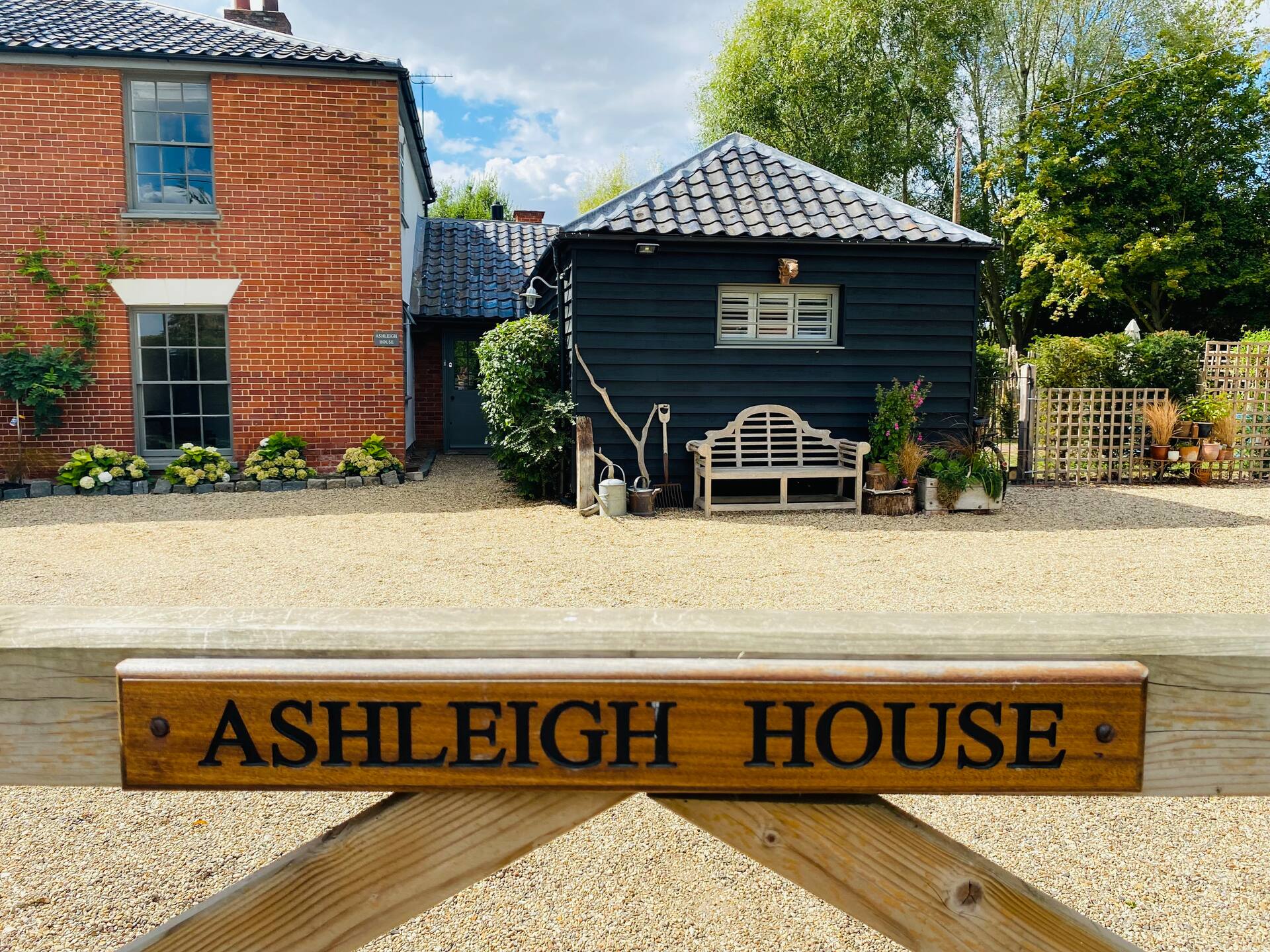The BeeKeepers - Homely Luxurious Self Catering — photo 2