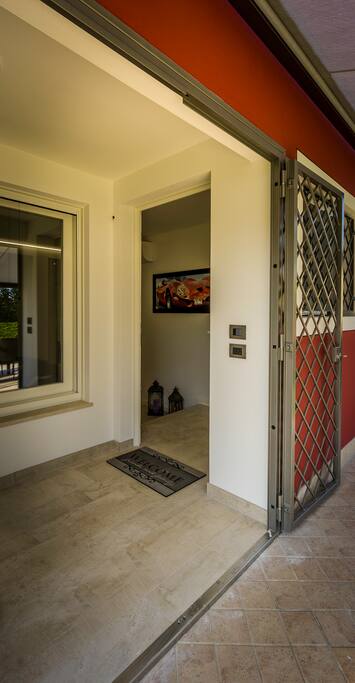 L'ingresso