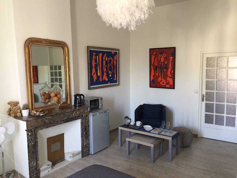 partie salon de la suite