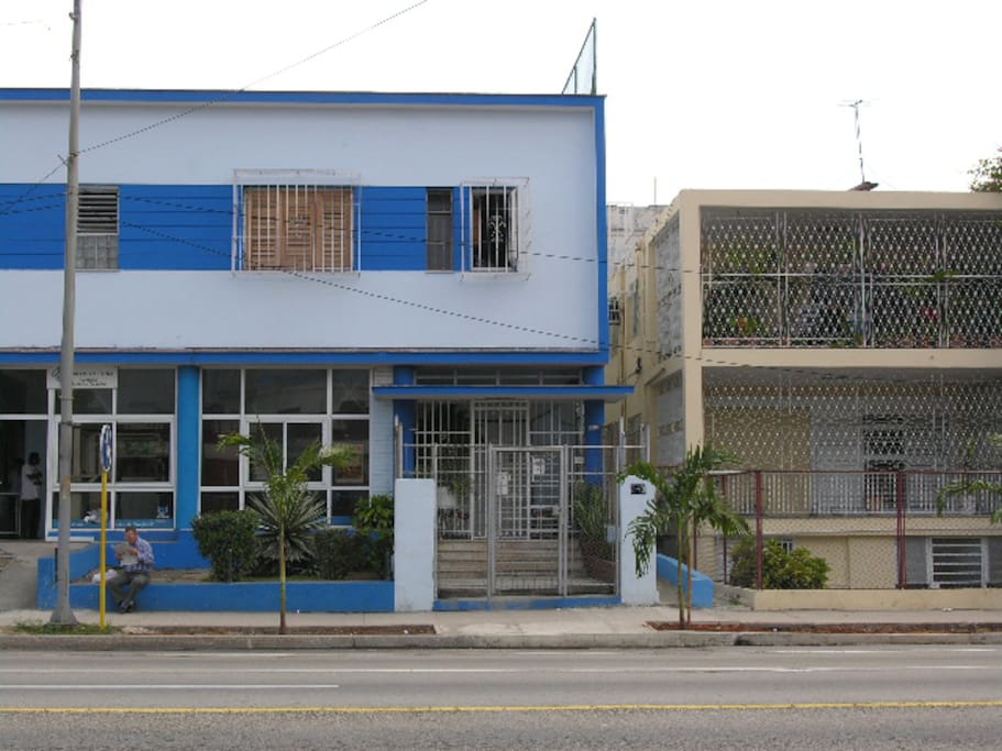 Fachada frontal edificio