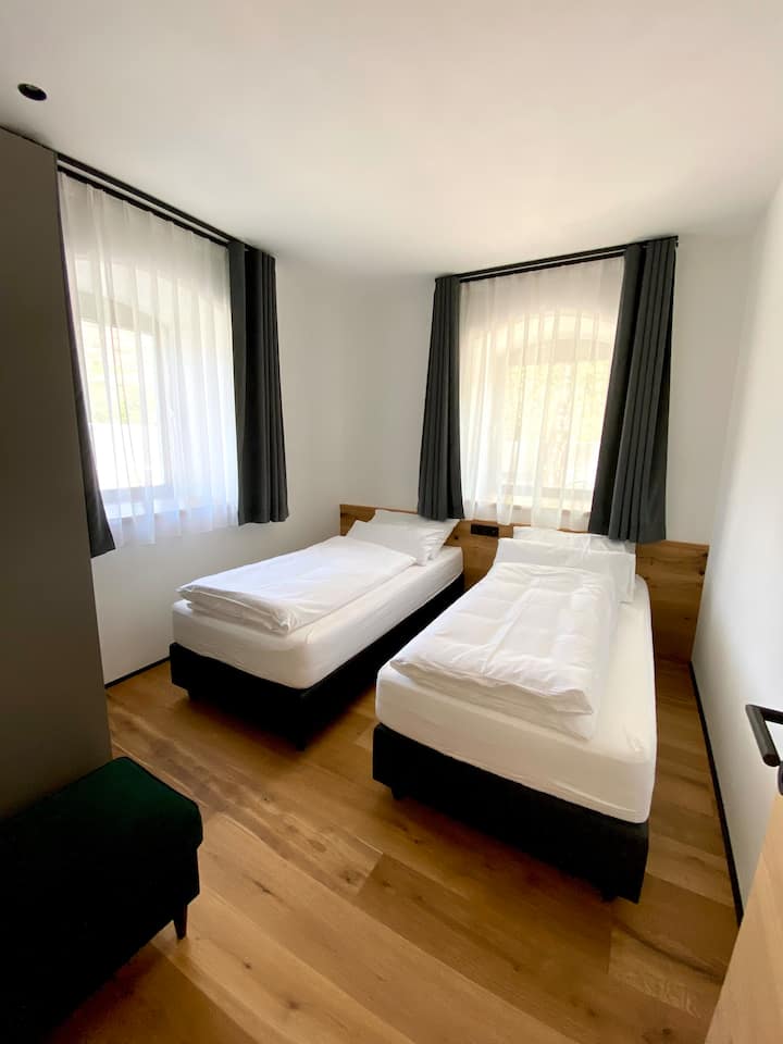 غرفة النوم 1