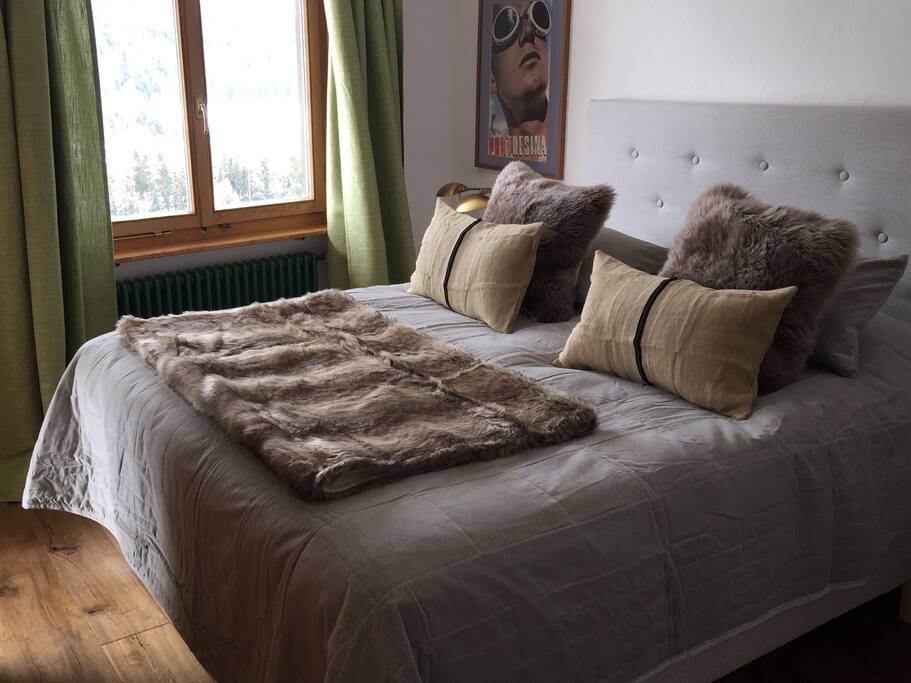 Schlafzimmer 2 mit Balkon