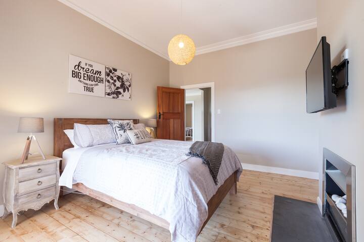 The Strawberry Farm Retreat gallery image 4