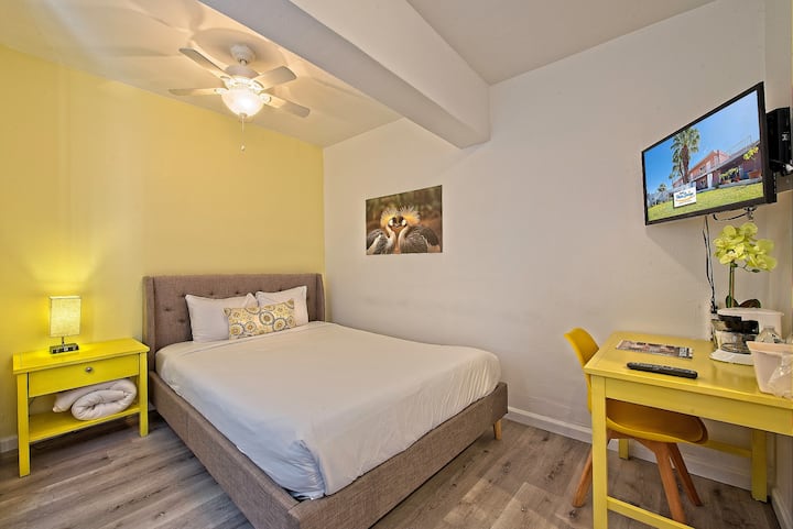 Our comfort queen rooms are quaint and filled with amenities including a mini-fridge, microwave, Qi-wireless phone charger, and more. 